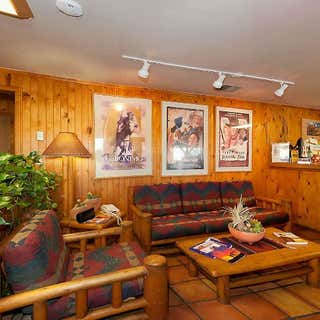 Red Stone Inn