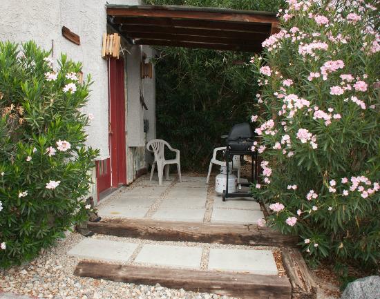 Sunnyvale Garden Suites Hotel - Joshua Tree National Park