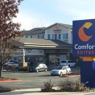 Comfort Suites Airport