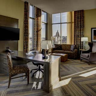 Hampton Inn & Suites Austin at The University/Capitol