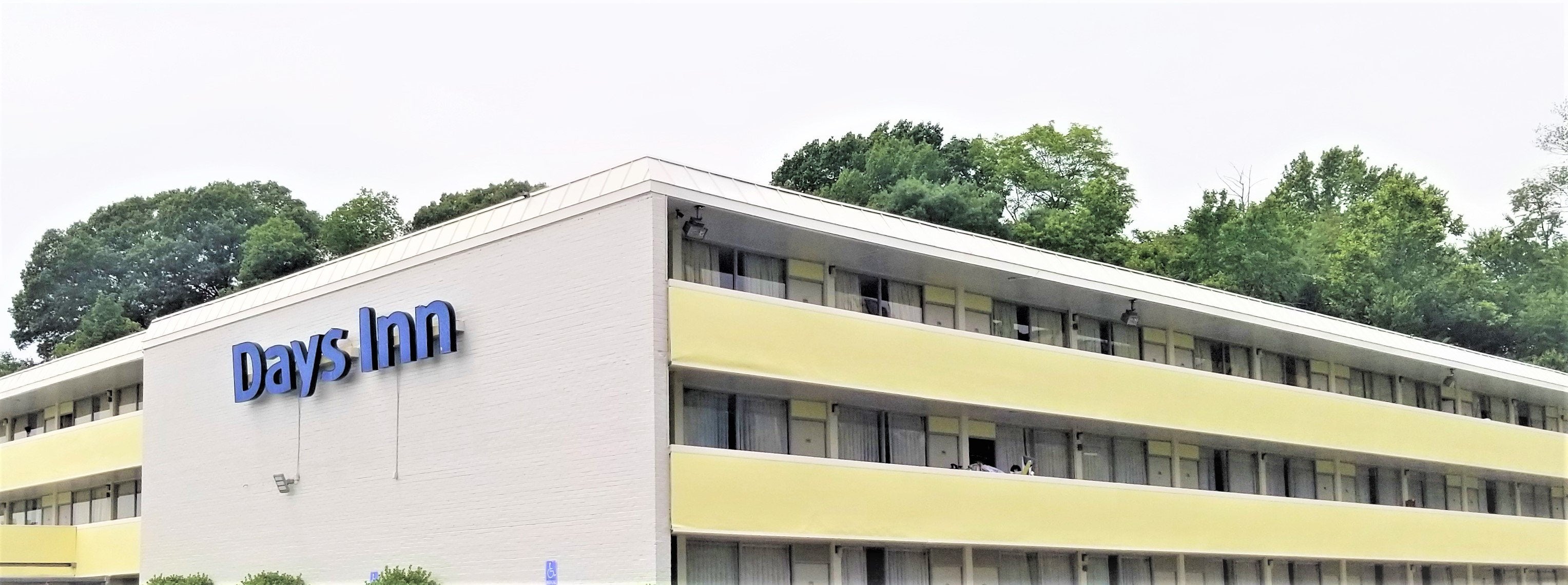 Days Inn by Wyndham Alexandria South