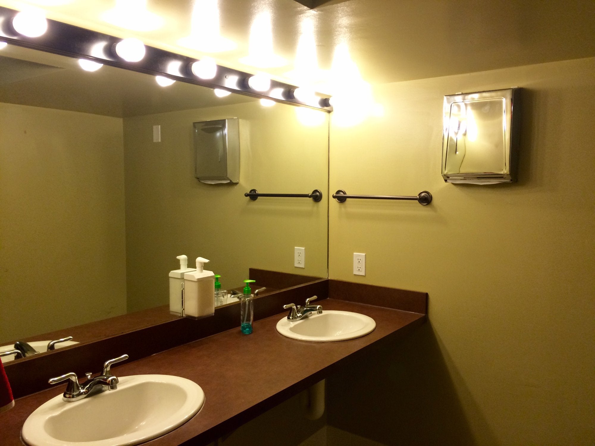 Treasure State Hostel
