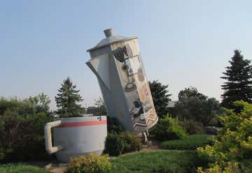 Photo of World's Largest Coffee Pot