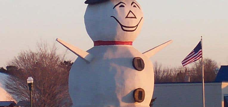 Photo of World's Largest Stucco Snowman