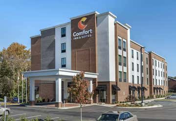 Photo of Comfort Inn & Suites Downtown Near University