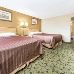 Travelodge By Wyndham Bloomington