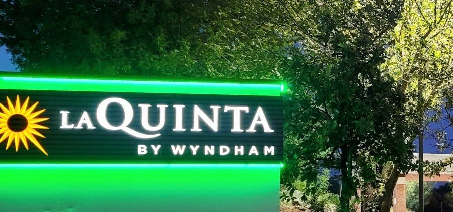 Photo of La Quinta Inn & Suites by Wyndham Edmond