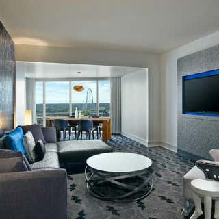 W Dallas