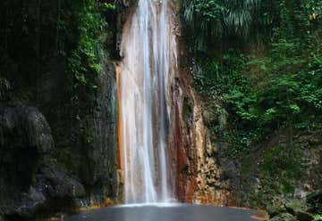 Photo of Diamond Falls Botanical Gardens