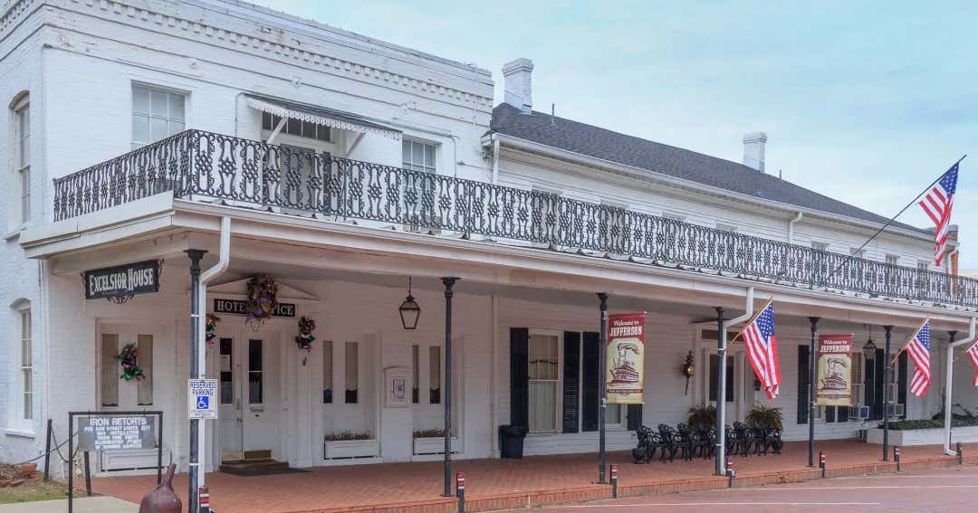 The Excelsior House, Jefferson Roadtrippers