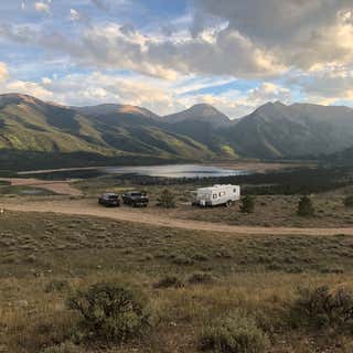 Twin Lakes View Dispersed Camping