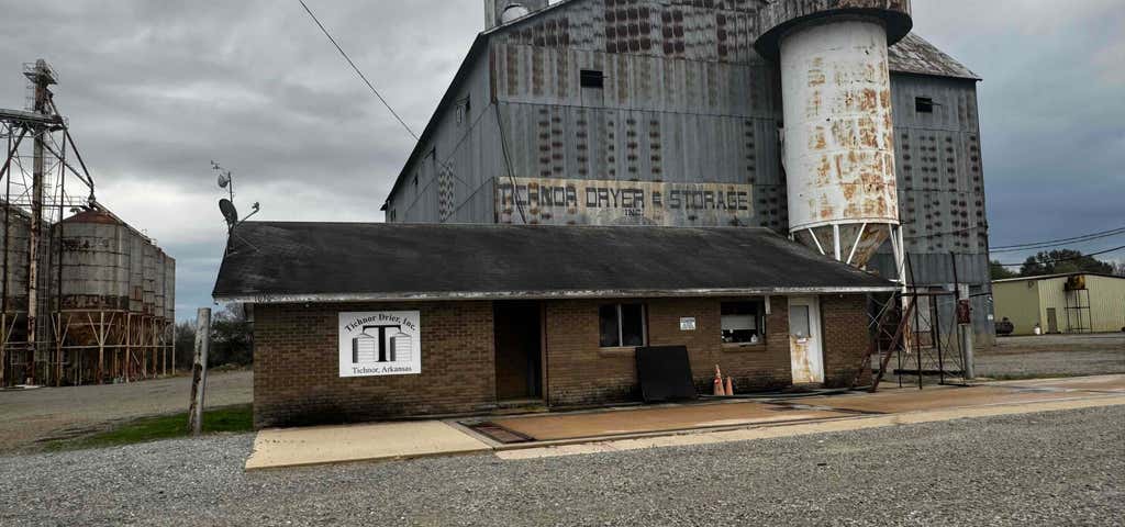 Photo of Tichnor Rice Dryer and Storage Building
