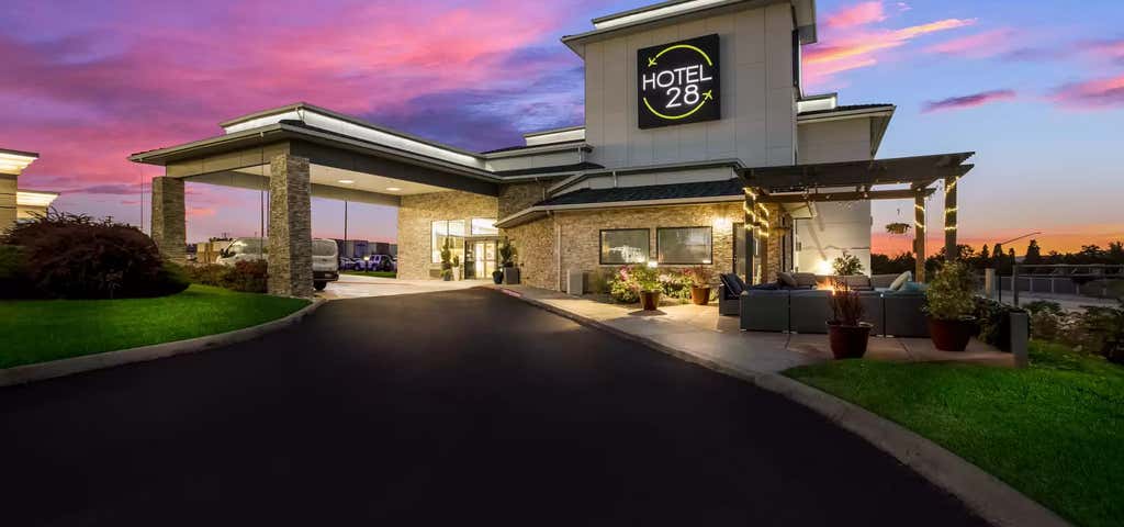 Photo of Hotel 28 Boise Airport, Ascend Hotel Collection