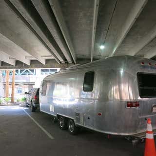 Visitor's Center Mary Street Parking Garage
