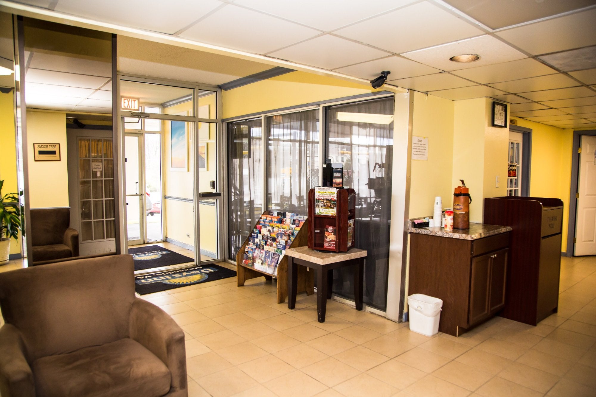 Days Inn by Wyndham Alexandria South