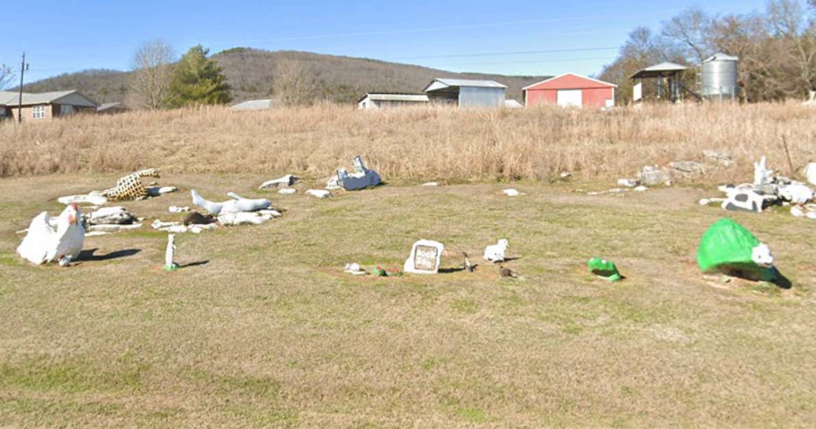 The Rock Zoo, Alabama Roadtrippers