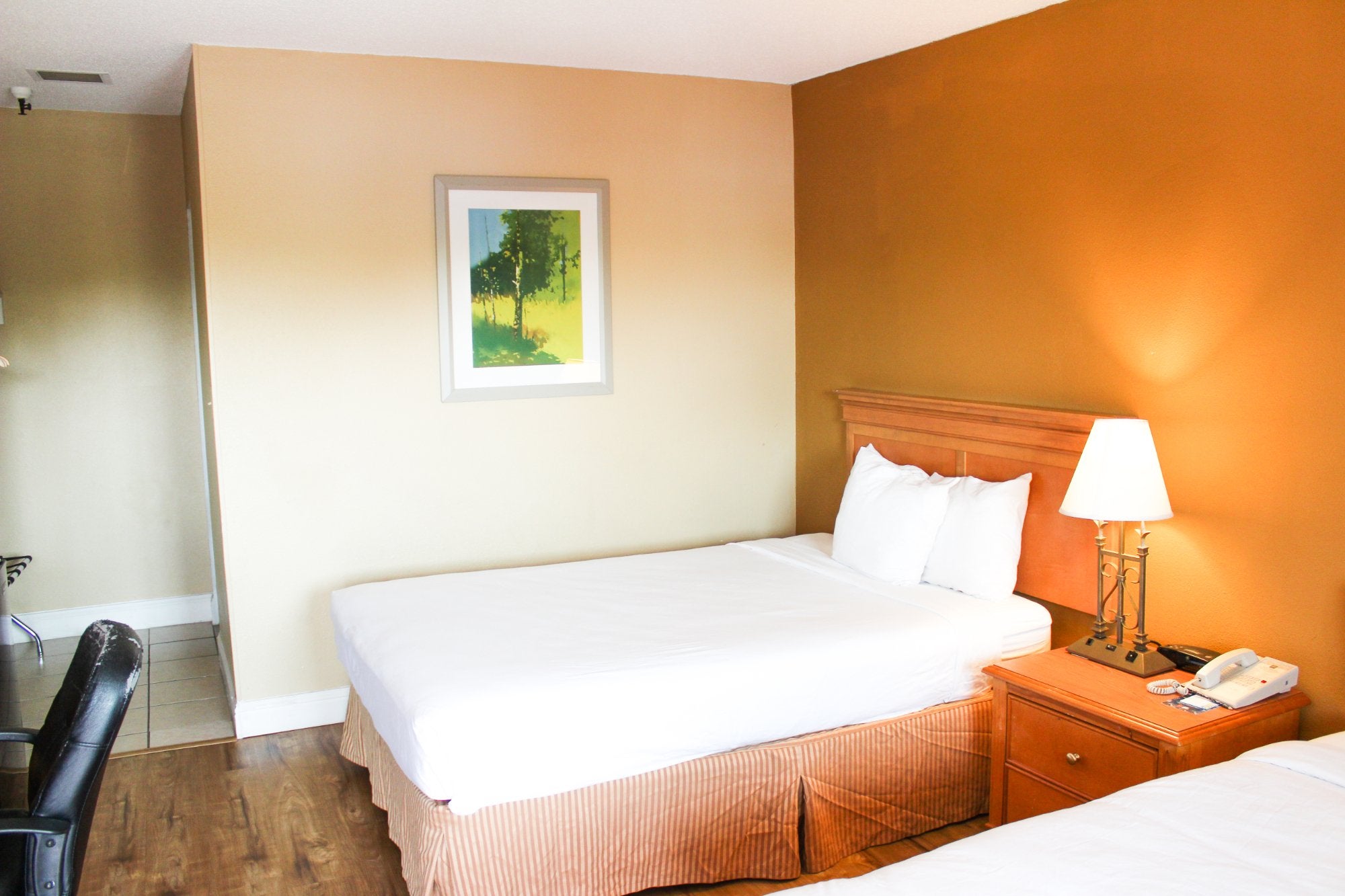 Roy Inn & Suites