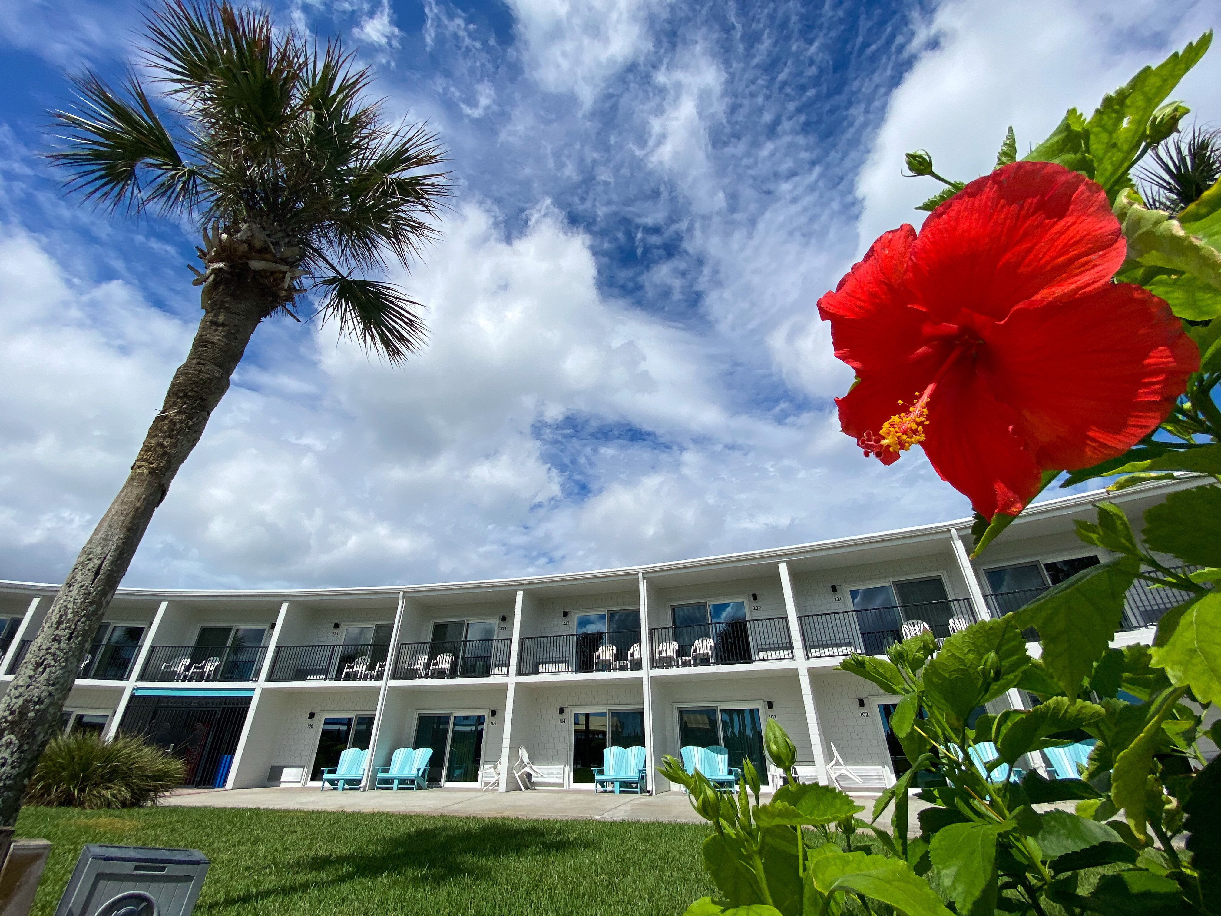 Seahorse Oceanfront Inn