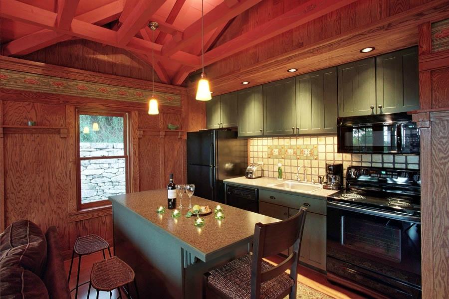 Bittersweet Cottage & Suite