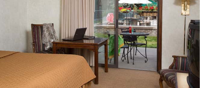 Foothills Inn