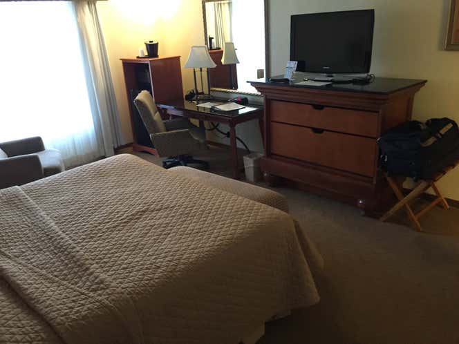 Foothills Inn