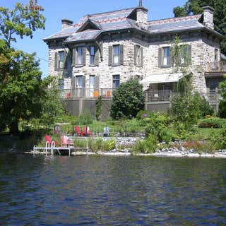 Almonte Riverside Inn