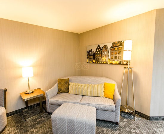 Courtyard by Marriott Anaheim Resort/Convention Center