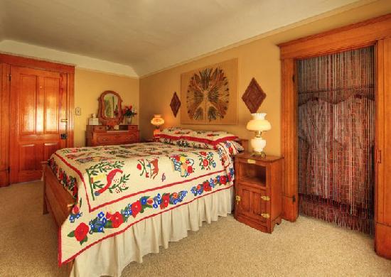 Gardiner Guest House B&B
