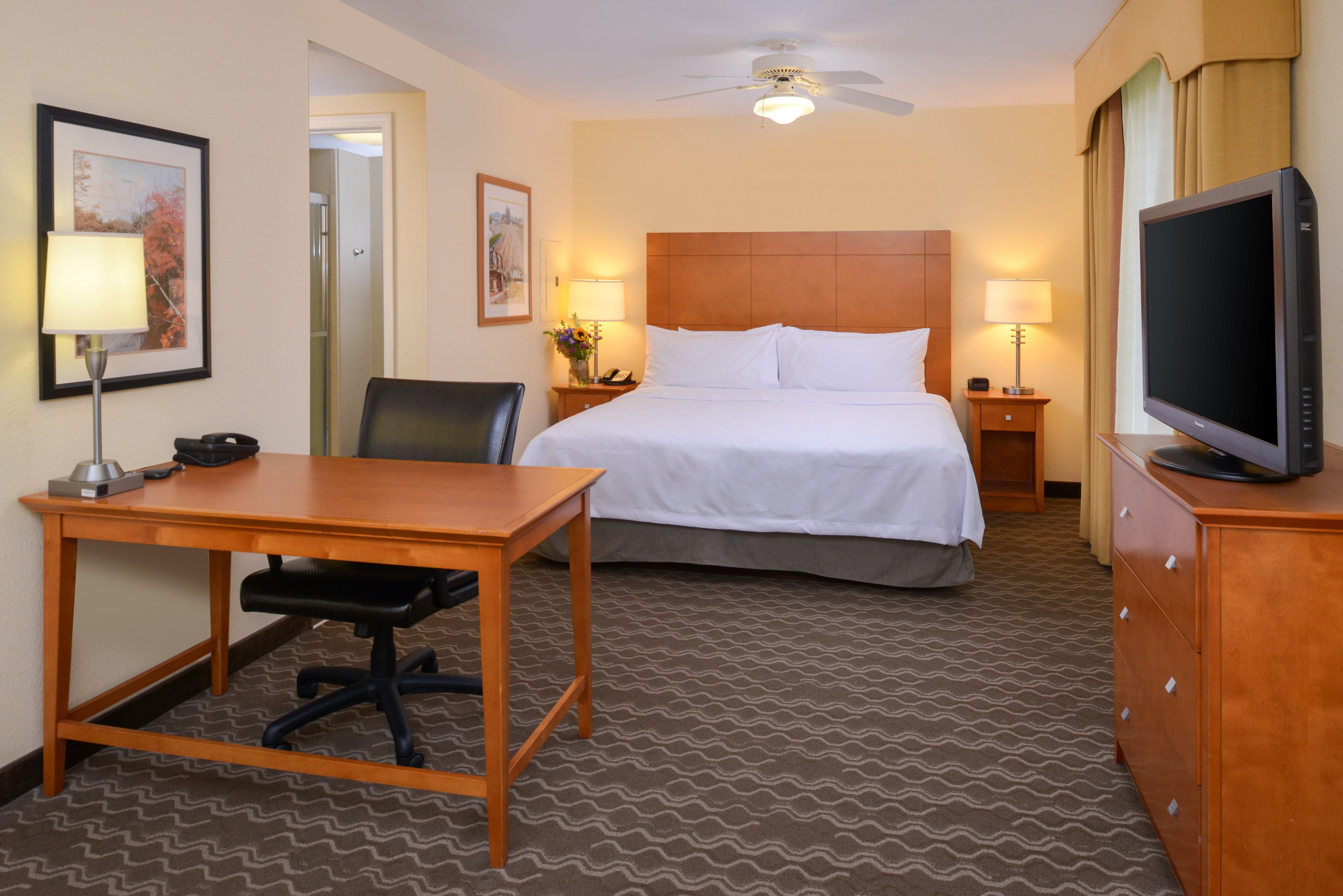 Homewood Suites By Hilton Allentown-bethlehem Airport