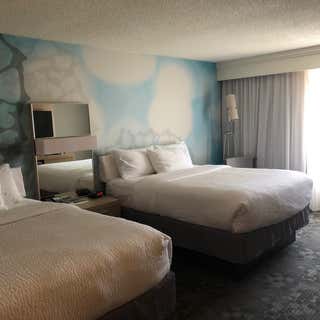 Courtyard By Marriott Boise Downtown
