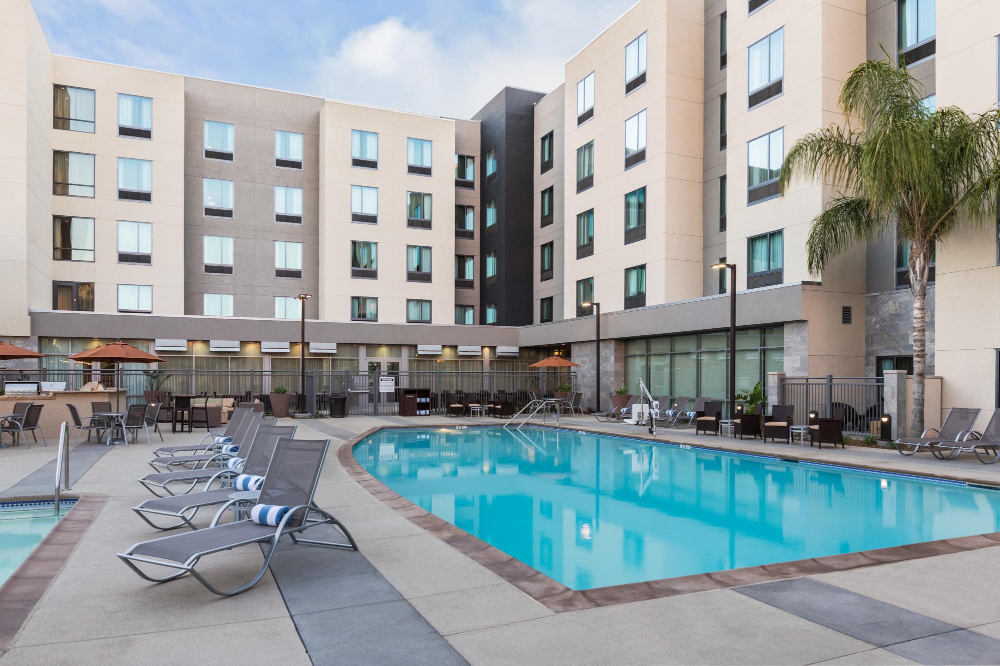 Homewood Suites by Hilton Anaheim Resort - Convention Center
