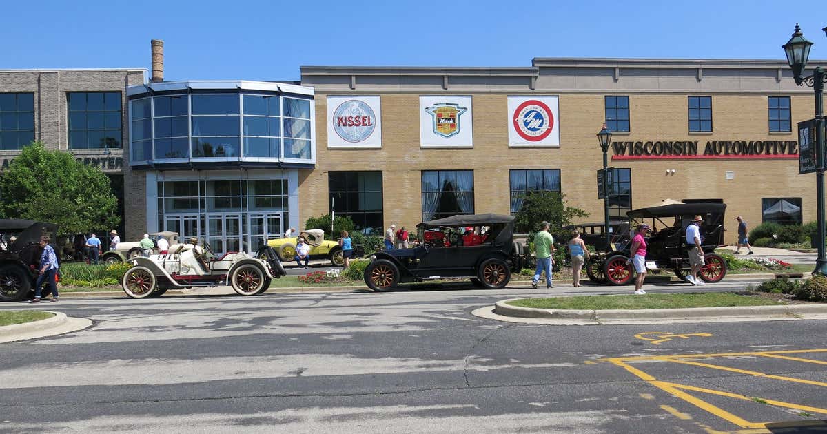 Wisconsin Auto Museum, Hartford Roadtrippers