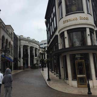 Burberry, Rodeo Drive