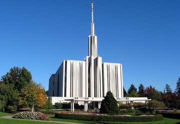 Photo of Seattle Washington Temple, 2808 148th Avenue SE Bellevue, Washington  98007-2808 148th Avenue SE Bellevue WA