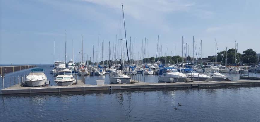 Photo of Great Lakes Memorial Marina Park