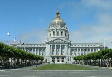 Photo of San Francisco City Hall 	