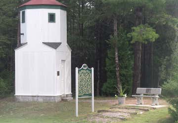 Photo of Presque Isle Range Light Park