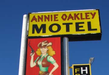 Photo of Annie Oakley Motel