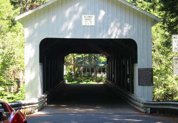 Photo of Belknap Covered Bridge