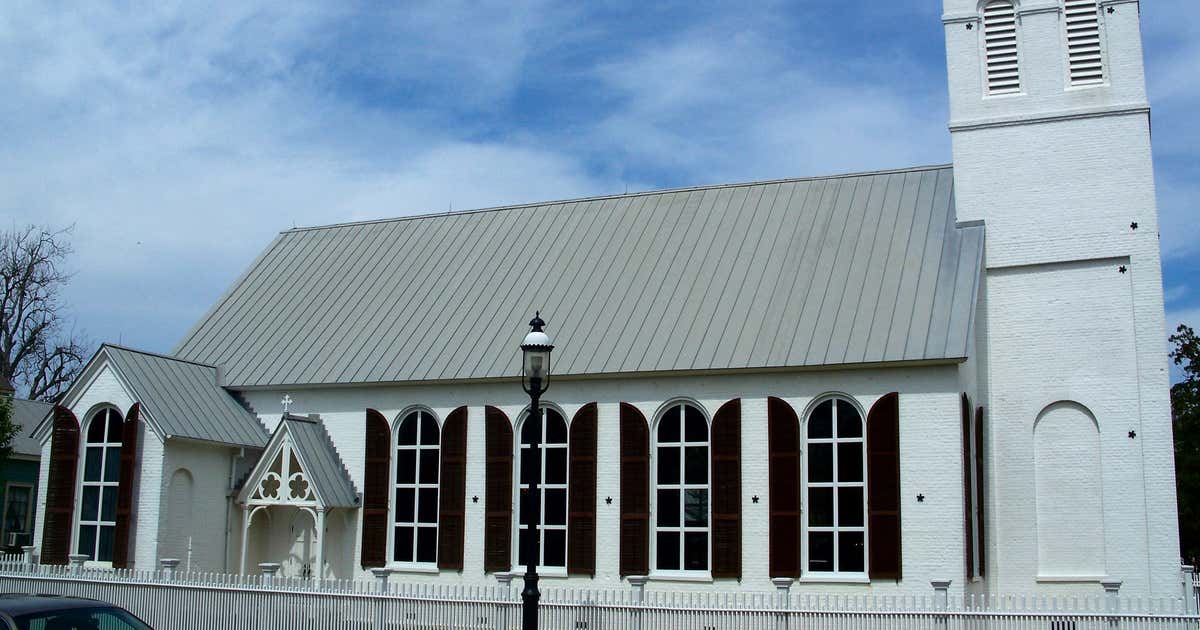 Historic Pensacola Village Old Christ Church, Pensacola Roadtrippers