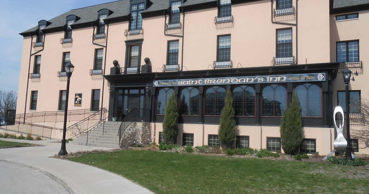 St. Brendan's Inn, Green Bay Roadtrippers