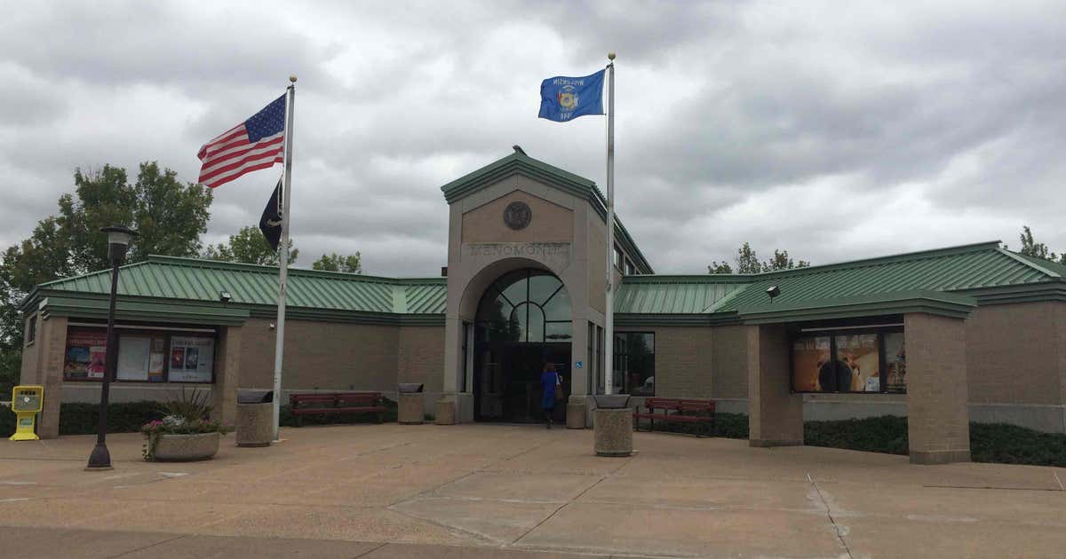 Menomonie Rest Area, Menomonie Roadtrippers