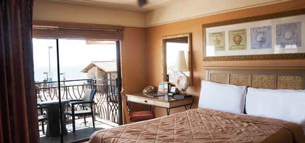 Photo of Diamondhead Inn and Suites