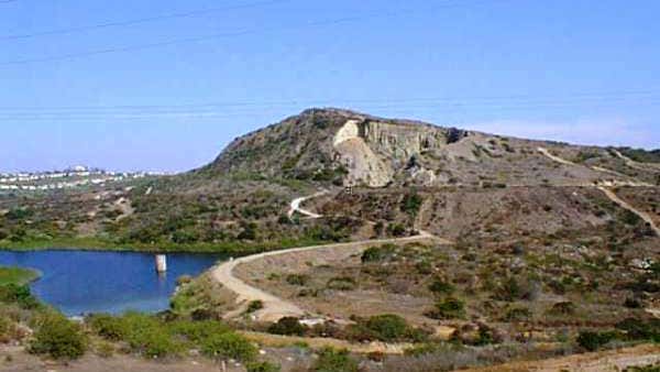 Calavera Hills Village H North Trail Carlsbad Ca Roadtrippers 4104 tamarack avenue, carlsbad, ca 92008. calavera hills village h north trail