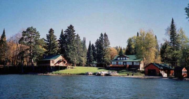 Sure Game Wilderness Resort, Wirt Roadtrippers