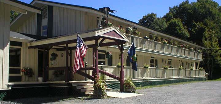 Photo of Mountaineer Inn at Mount Snow