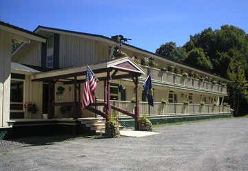 Photo of Mount Snow Mountaineer Inn