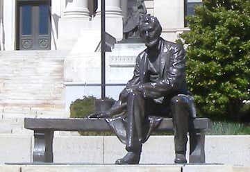 Photo of Abe Lincoln Bench