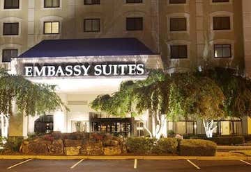 Photo of Embassy Suites by Hilton Louisville East