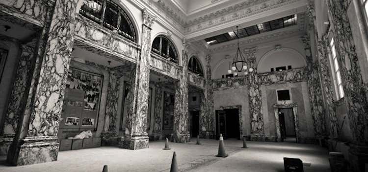 Photo of Bank of Toronto (abandoned)